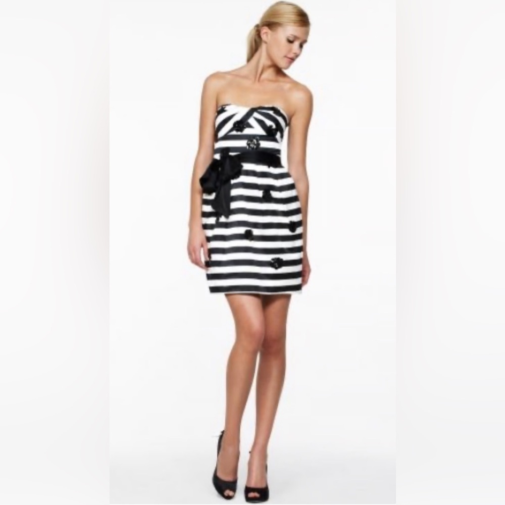 BCBGmaxazria Black and White Striped Strapless Dress 8